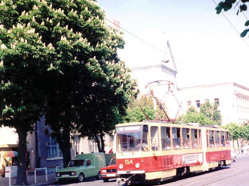 Вагон на улице Соборной. Фото 90-х годов.