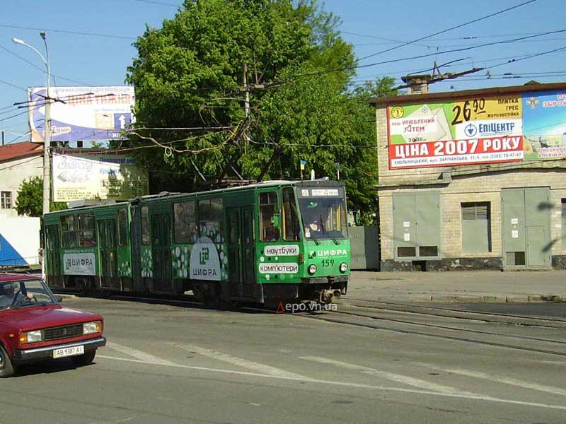 Вагон КТ-4 на проспекте Коцюбинского. Май 2009.
