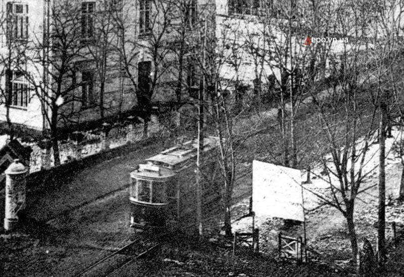 Вагон №6 Нюрнбергского завода MAN. Приобретен в 1913 году. Списан в 50х годах. Фотография вагона сделаны до 1917 года на Николаевском проспекте.
